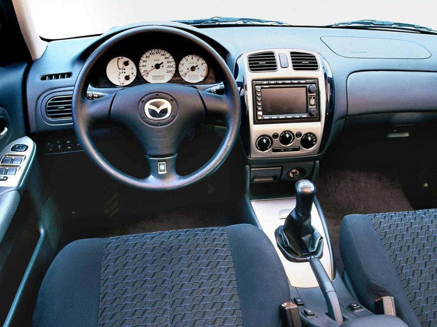  Mazda 323 Sedan 2000 года  (фото 2 из 8)